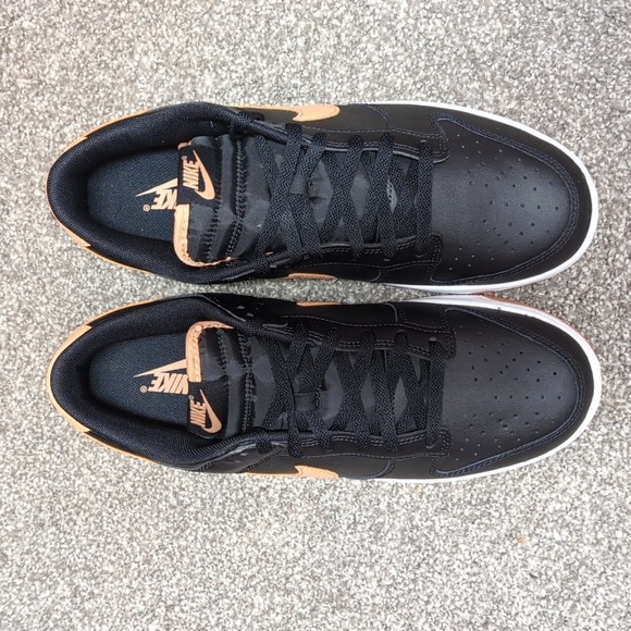 Nike Black and Brown Sneakers - Picture 3 of 9